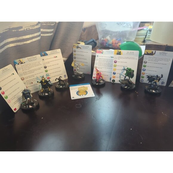 Heroclix Lot With Cards - BATMAN, DOCTOR DOOM, AND MORE - Picture 1 of 5